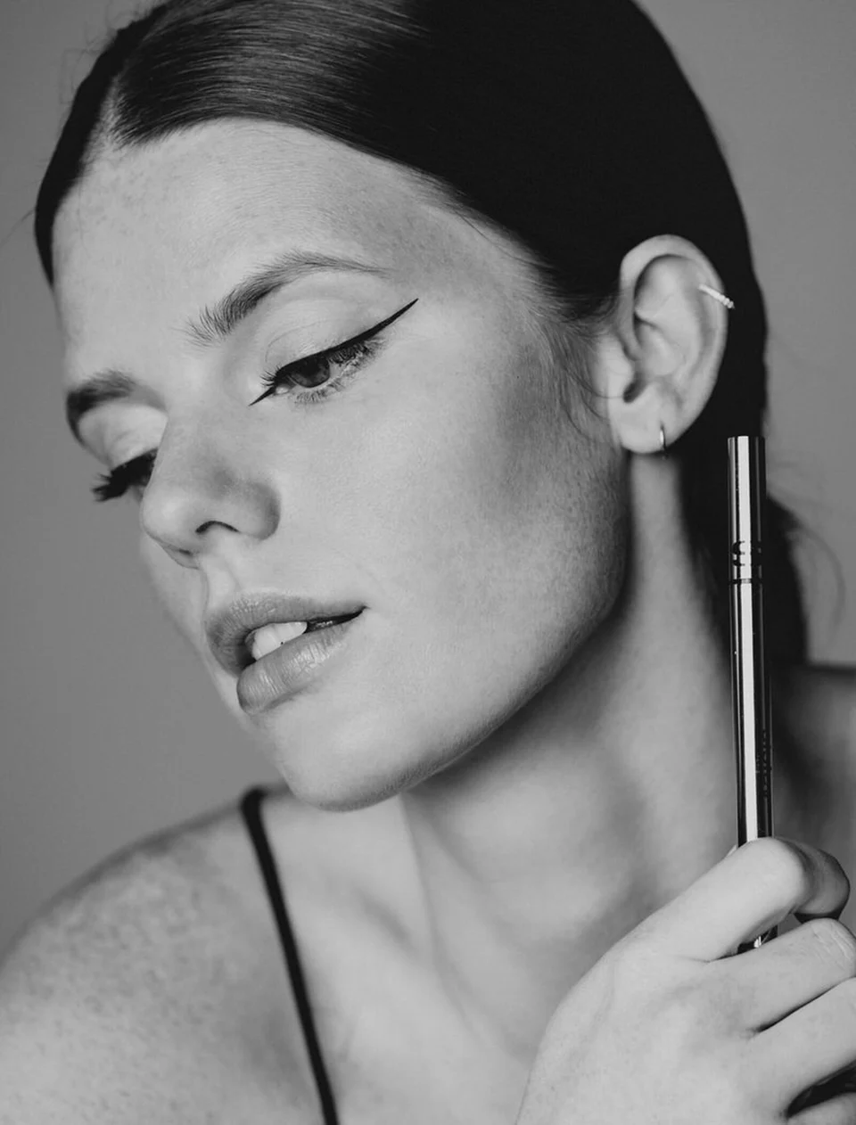 caring eyeliner Ligne Noire