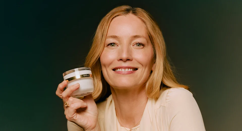 Lucie de la Falaise and Sisleÿa L’Intégral Anti-Âge