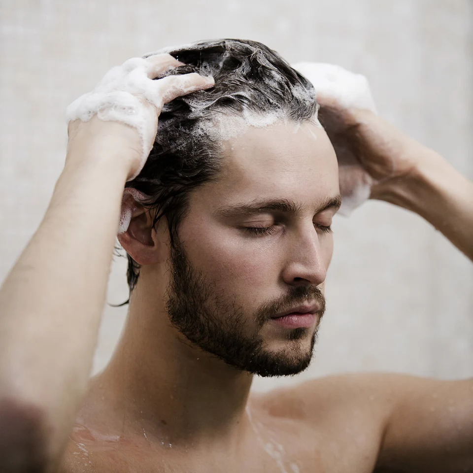 Revitalizing Smoothing Shampoo with Macadamia Oil 200ml