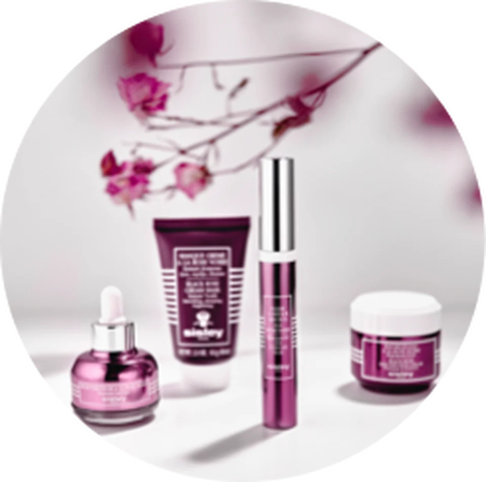 Discover a complete collection of nutrition skincare treatments with ultra-sensory textures that quench, combat dull skin, fight the first signs of ageing, and replenish skin’s radiance.