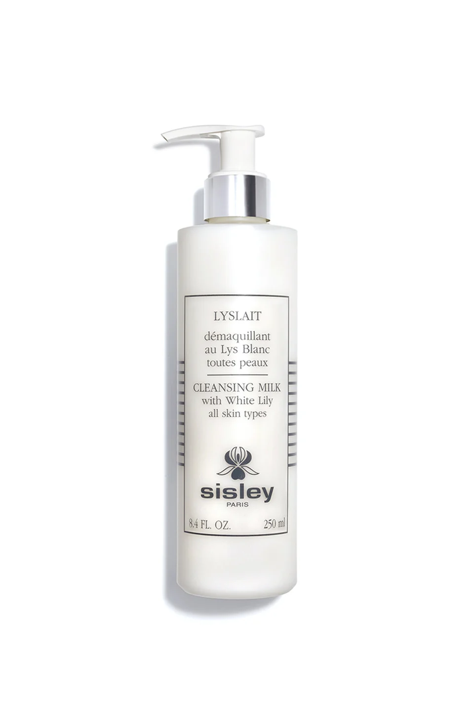 This creamy make-up remover dissolves make-up and impurities while maintaining balance in skin types.
