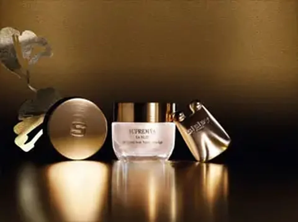 Supremÿa The Supreme Anti-Ageing Eye Cream with zamak massage tool
