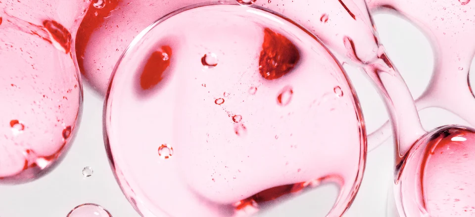 The texture of the Super Serum under a microscope