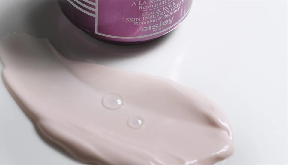 Texture of Black Rose Skin Infusion Cream