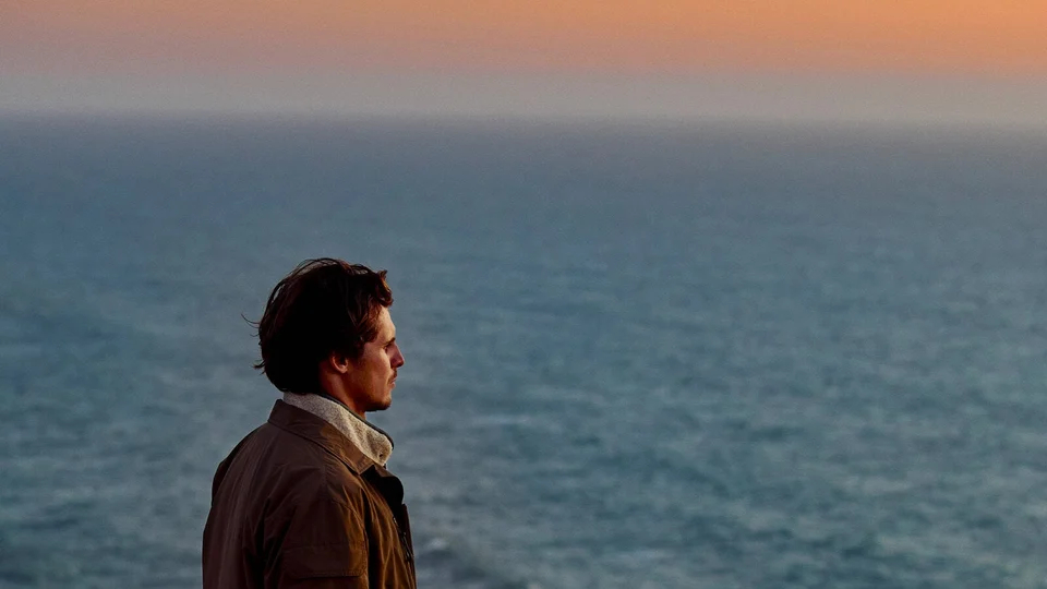 Nic Von Rupp looking at the horizon