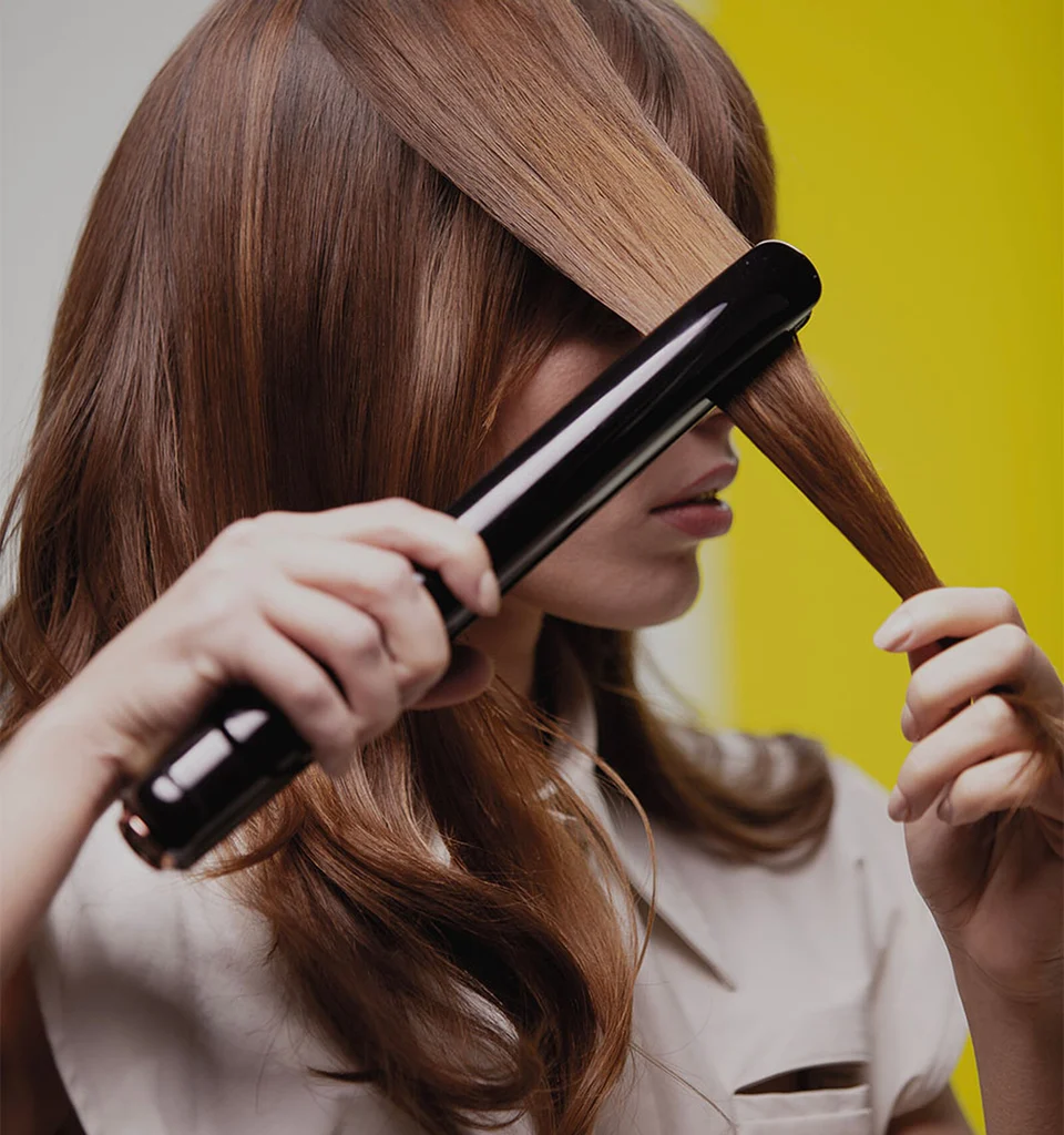 Bürsten Sie Ihre Haare, wenn nass, kann mehr Schaden als Nutzen verursachen.