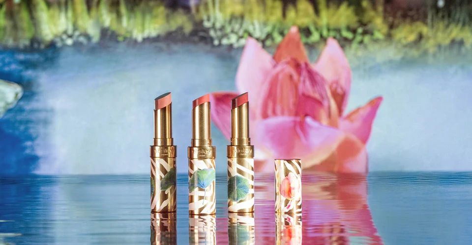 The universal product that balances, strengthens, and revitalizes all skin types.
