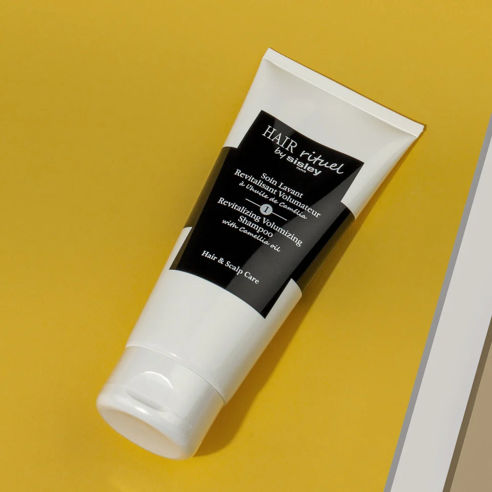 Revitalizing Volumizing Shampoo with Camellia Oil 200ml