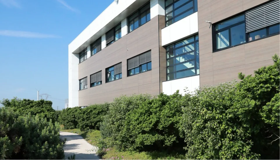 Les sites de Sisley's bénéficient des dernières avancées technologiques en matière d'isolation et d'économies d'énergie.