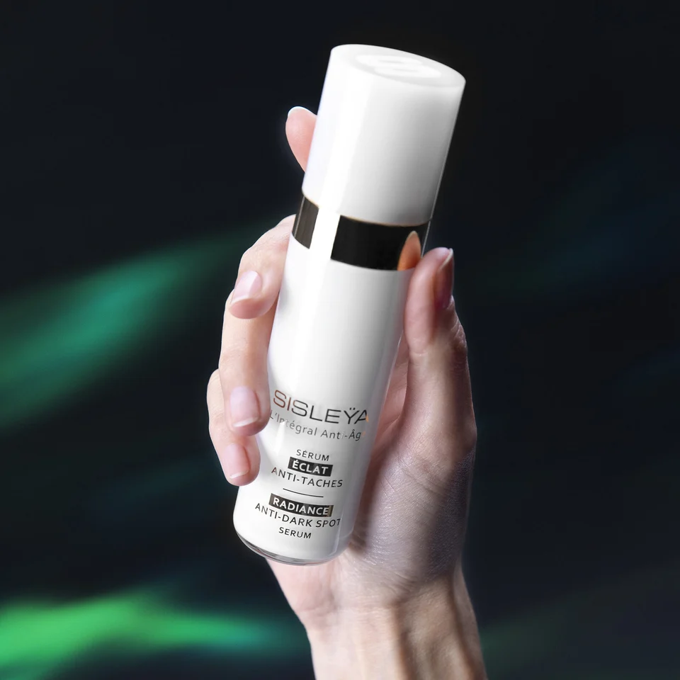 Sisleÿa L'Intégral Anti-Âge Radiance Anti-Dark Spot Serum