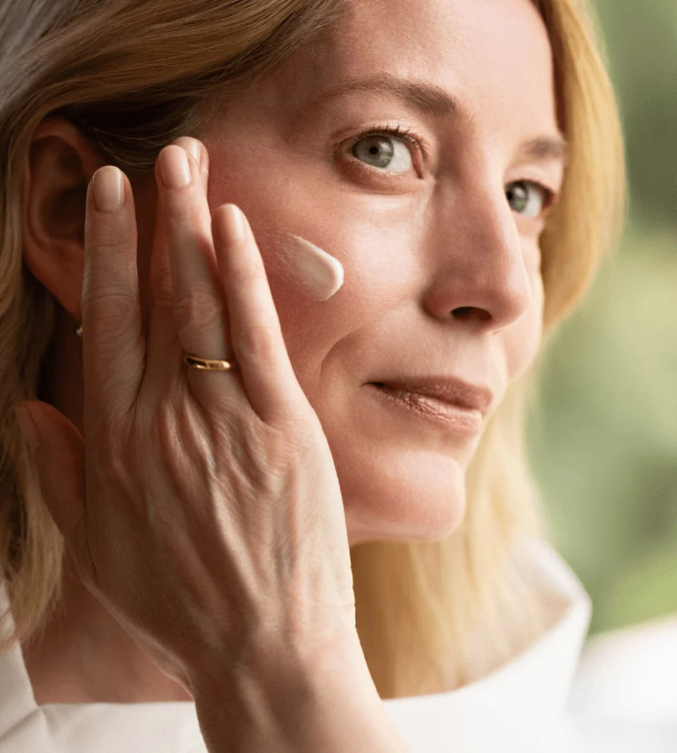 Texture visual: the new Sisleÿa L'Intégral Anti-Âge Fresh Gel Cream
