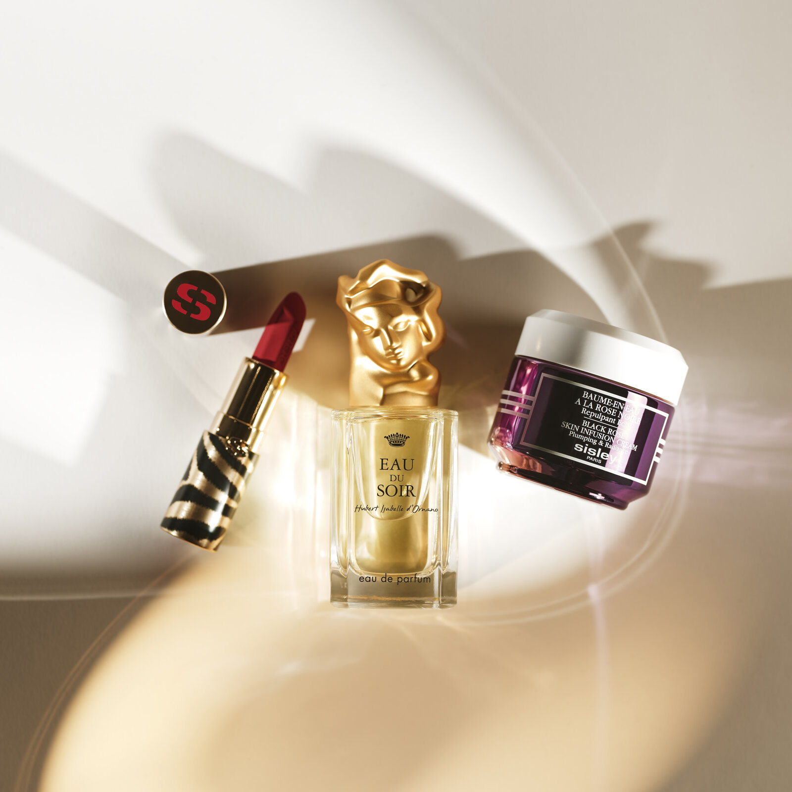 Discover our selection of gifts under $300 that are the perfect introduction to Sisley.