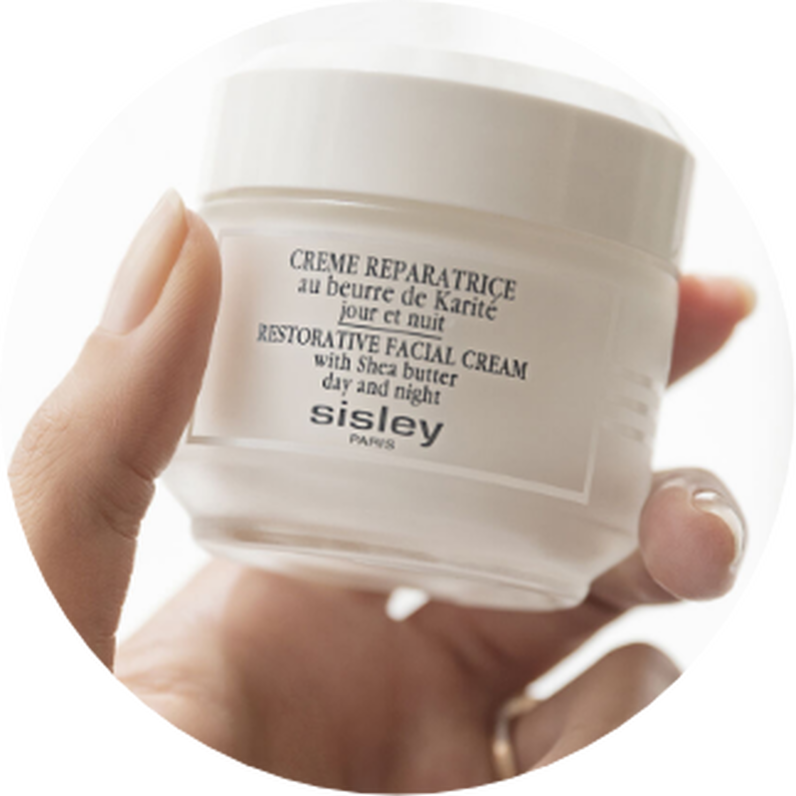 The best after sun care comes from applying a repair product to keep skin hydrated and compensate for the possible negative effects of sunlight.