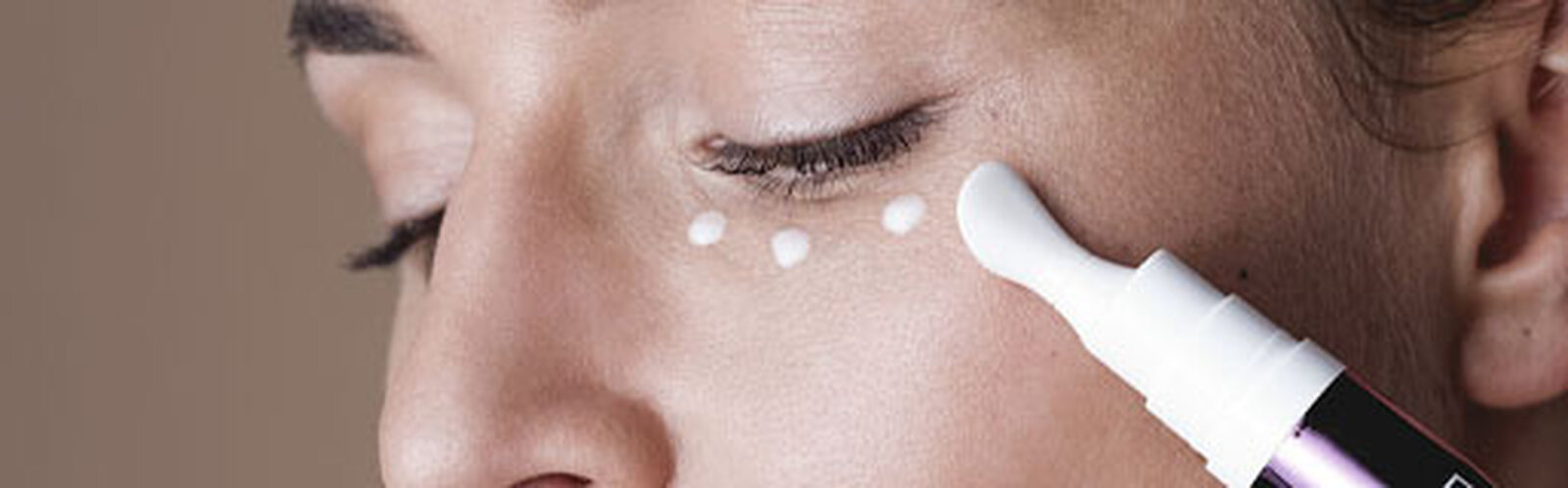 Découvrez les conseils et astuces de Sisley Paris pour sublimer et intensifier votre regard.