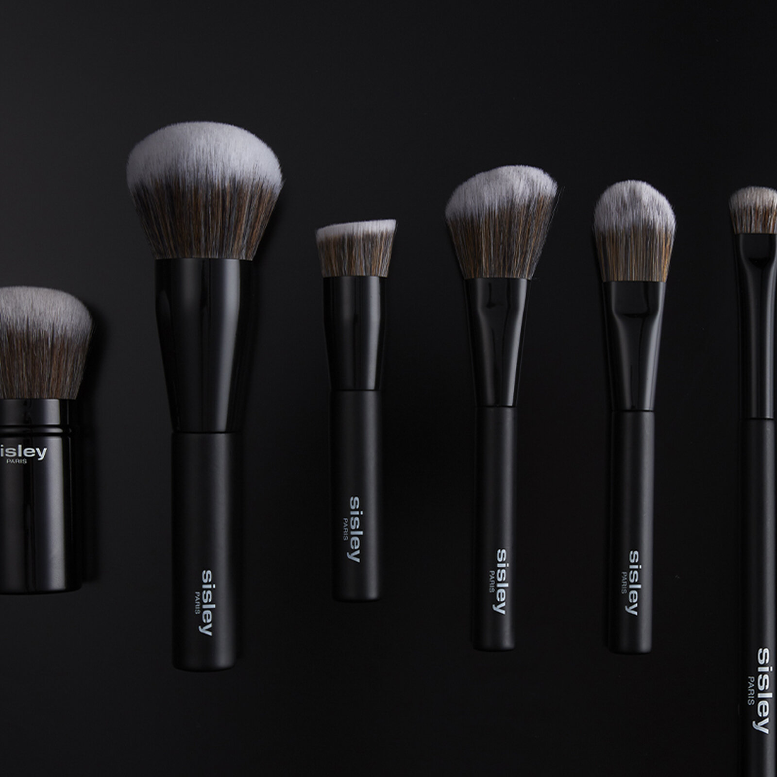 Which makeup brushes should I use?