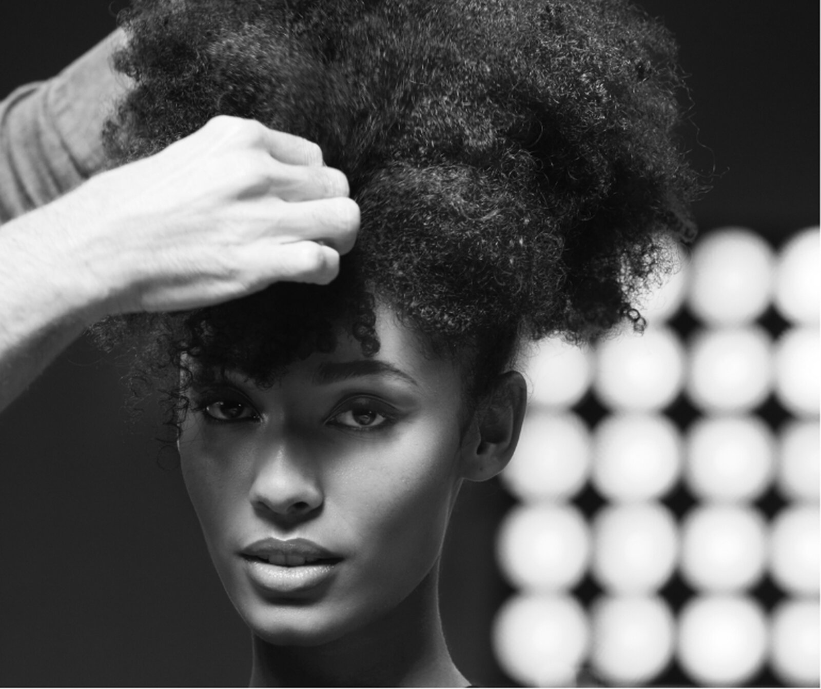Mannequin cheveux frisés 