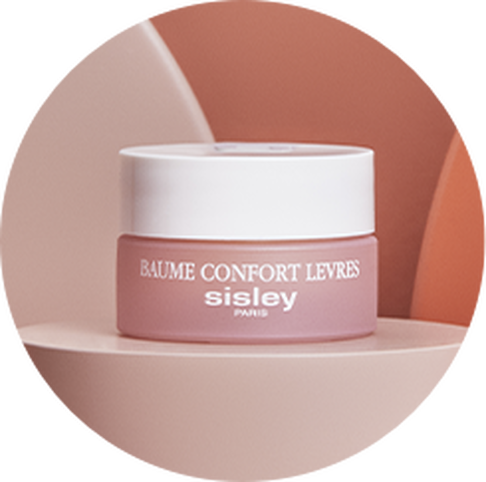 Even if you’re in a hurry, don’t skip your lips! To save time, choose an ultra-effective lip care and make-up duo.